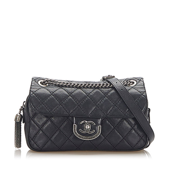 シャネル マイクロココ ココマーク フリンジ ブラック レザー チェーン ショルダーバッグ レディース CHANEL 中古