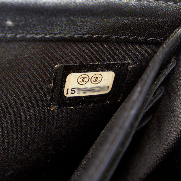 シャネル ブラック パテントレザー 長財布 レディース CHANEL 【中古】