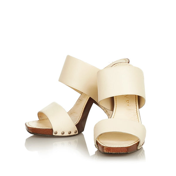 シャネル ホワイト レザー ウッド サンダル レディース CHANEL 【中古】