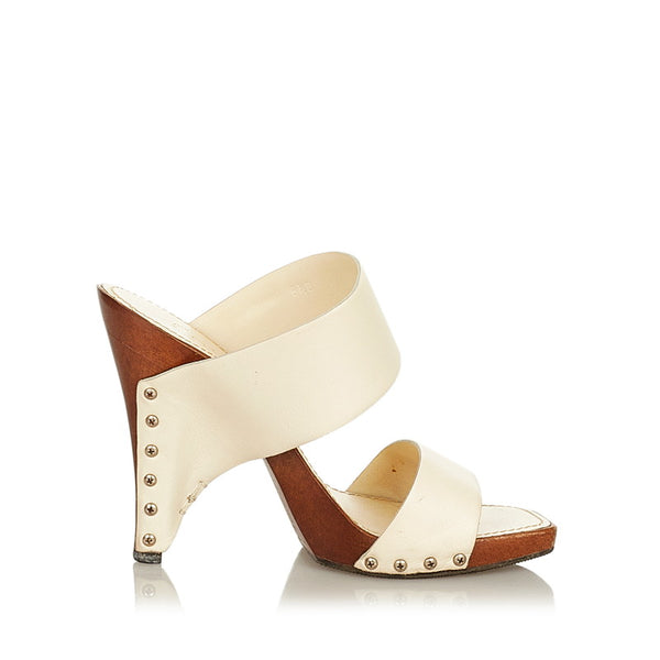 シャネル ホワイト レザー ウッド サンダル レディース CHANEL 【中古】