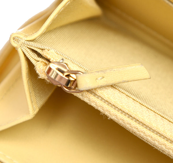 シャネル マトラッセ ココマーク イエロー ラムスキン 長財布 レディース CHANEL 中古