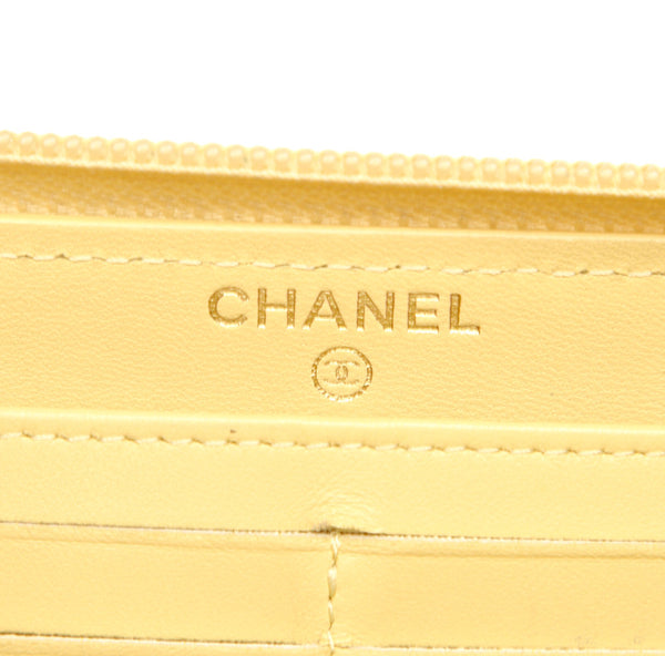 シャネル マトラッセ ココマーク イエロー ラムスキン 長財布 レディース CHANEL 中古