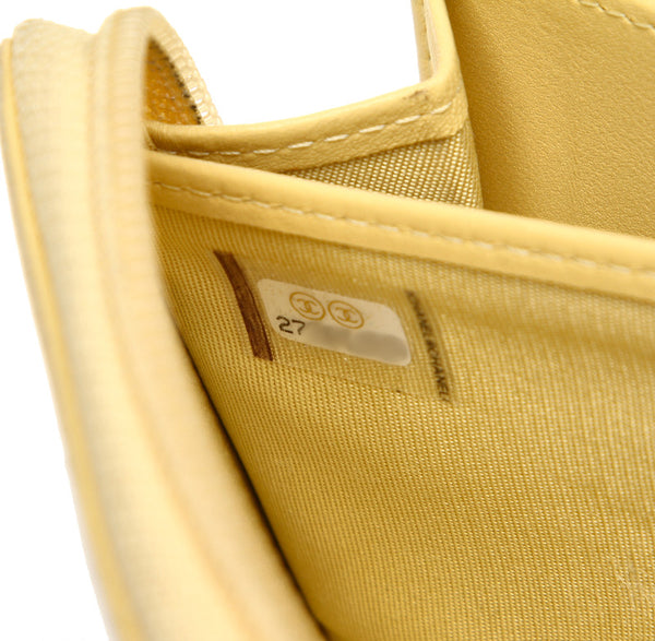 シャネル マトラッセ ココマーク イエロー ラムスキン 長財布 レディース CHANEL 中古
