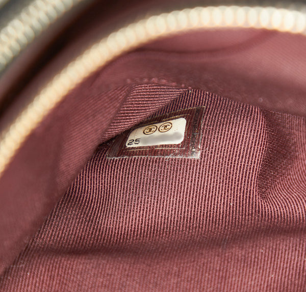 シャネル マトラッセ エンプロイダリー ブラック ラムスキン ウォレットチェーン レディース CHANEL 中古