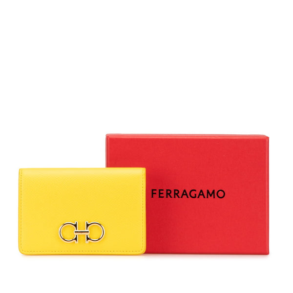 サルヴァトーレフェラガモ ガンチーニ  カードケース IY-220371 イエロー レザー レディース Salvatore Ferragamo 【中古】