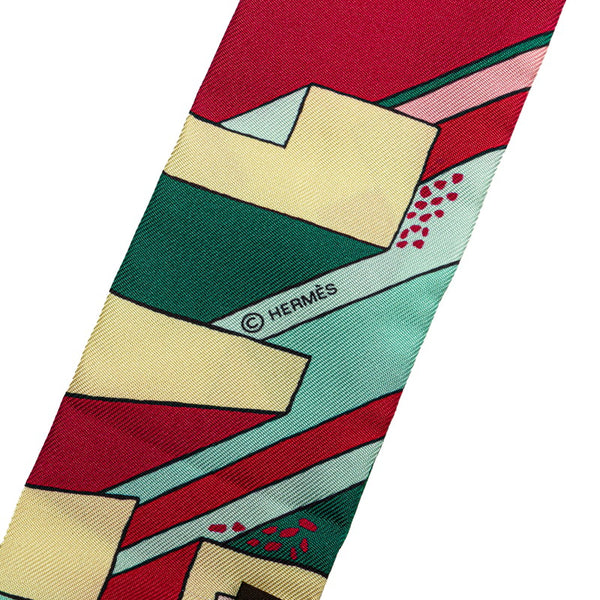 エルメス ツイリー ON A SUMMER DAY オン ア サマーデイ スカーフ ピンク グリーン マルチカラー シルク レディース HERMES 【中古】
