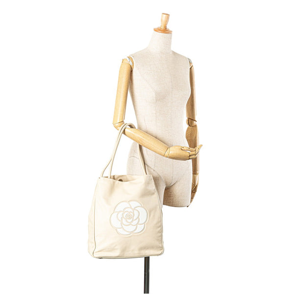 シャネル カメリア ココマーク ハンドバッグ トートバッグ ベージュ レザー レディース CHANEL 【中古】