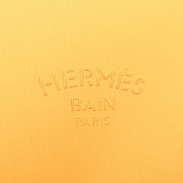 エルメス トゥルースフラット ネオバンMM クラッチバッグ セカンドバッグ ポーチ オレンジ ポリアミド/エラスタン レディース HERMES 【中古】