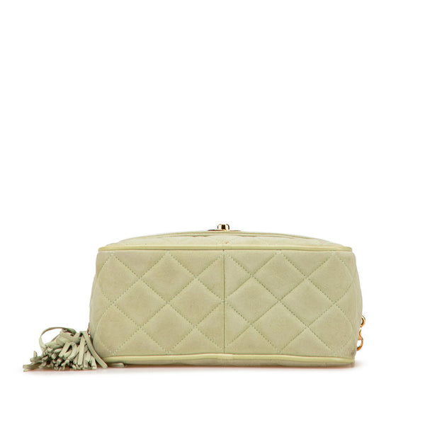 シャネル ココマーク ダイアナ タッセル チェーン ショルダーバッグ ライムグリーン ヌバック レディース CHANEL 【中古】