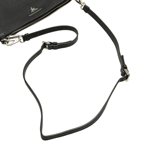 プラダ 三角ロゴプレート 斜め掛け ショルダーバッグ BT0997 ブラック レザー レディース PRADA 【中古】