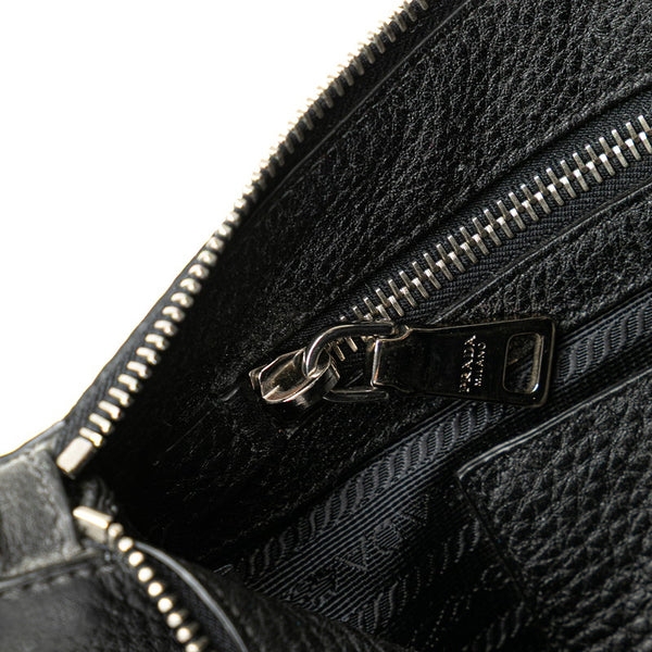 プラダ 三角ロゴプレート 斜め掛け ショルダーバッグ BT0997 ブラック レザー レディース PRADA 【中古】