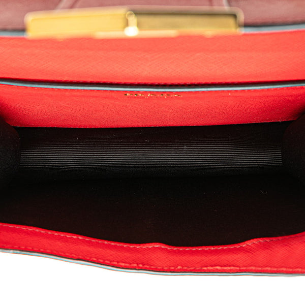 プラダ サフィアーノ チェーン ショルダーバッグ レッド ゴールド レザー レディース PRADA 【中古】