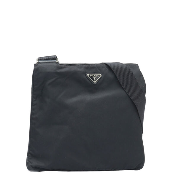 プラダ 三角ロゴプレート  斜め掛け ショルダーバッグ ブラック ナイロン レディース PRADA 【中古】