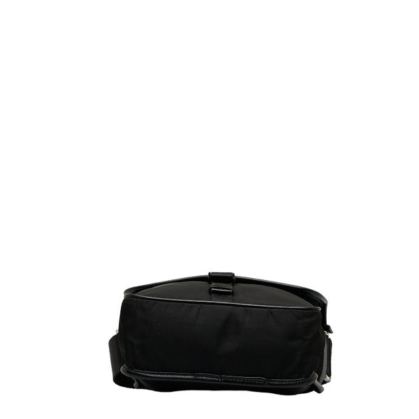 プラダ 斜め掛け ショルダーバッグ ブラック ナイロン レディース PRADA 【中古】