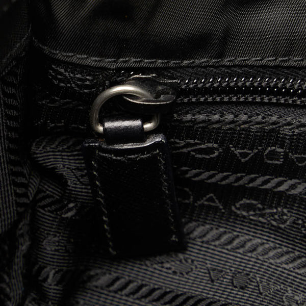 プラダ 斜め掛け ショルダーバッグ ブラック ナイロン レディース PRADA 【中古】