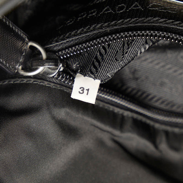 プラダ 斜め掛け ショルダーバッグ ブラック ナイロン レディース PRADA 【中古】