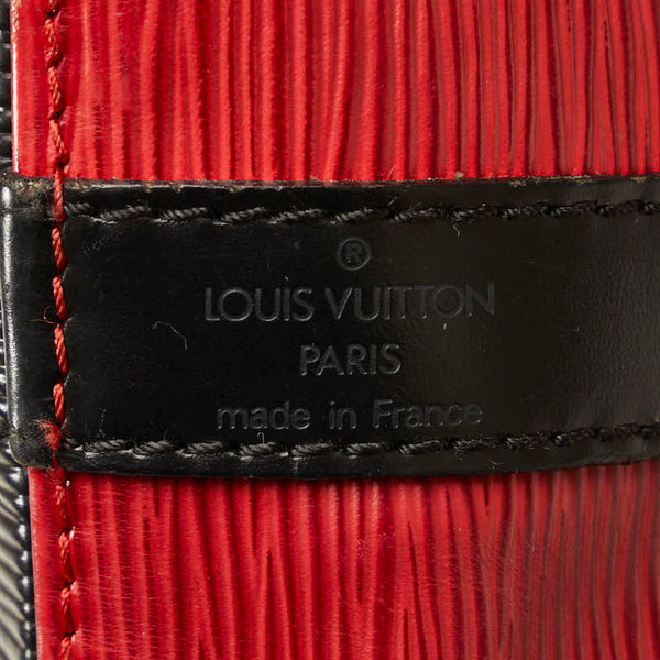 ルイ ヴィトン エピ プチノエ ショルダーバッグ M44172 カスティリアンレッド ノワール レザー レディース LOUIS VUITTON 【中古】