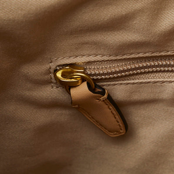 コーチ レガシー コートニー タッセル ショルダーバッグ ホーボーバッグ 2WAY 22381 ベージュ レザー レディース COACH 【中古】