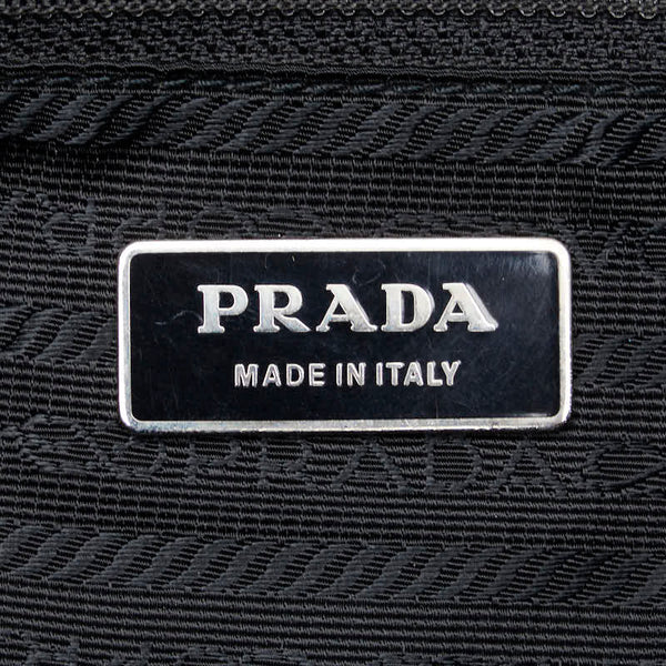 プラダ 三角ロゴプレート 斜め掛け ショルダーバッグ BT0168 ブラック ナイロン レディース PRADA 【中古】