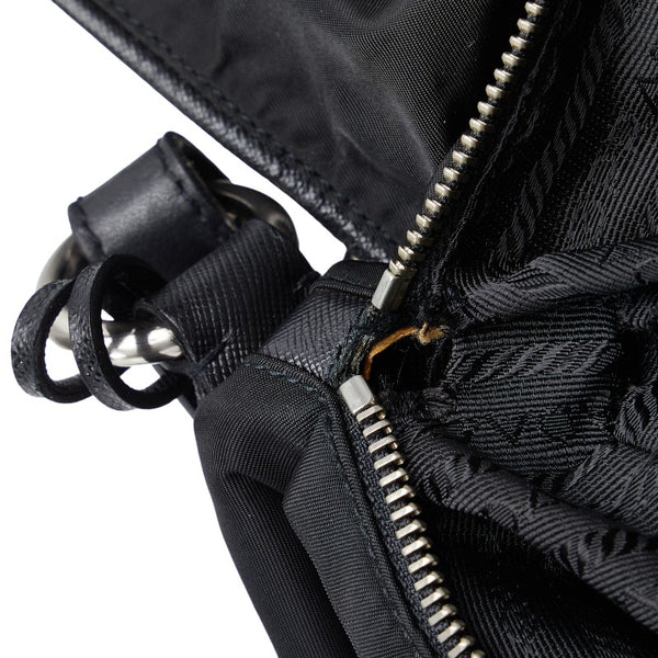 プラダ テスート 三角ロゴプレート ワンショルダーバッグ ブラック ナイロン レザー レディース PRADA 【中古】