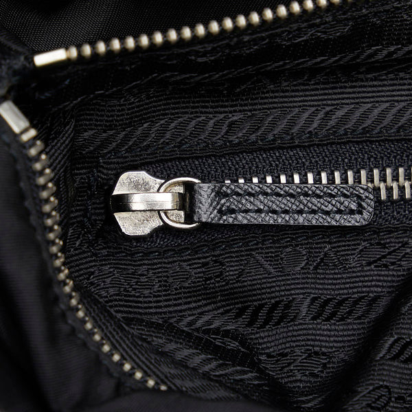 プラダ テスート 三角ロゴプレート ワンショルダーバッグ ブラック ナイロン レザー レディース PRADA 【中古】