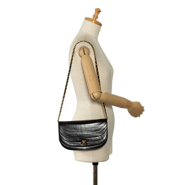 シャネル ココマーク ハーフムーン チェーン ショルダーバッグ ブラック ラムスキン レディース CHANEL 【中古】