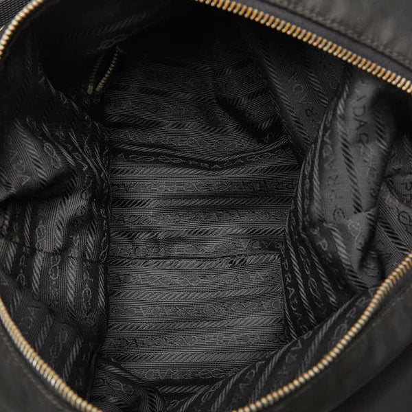プラダ 三角ロゴプレート ワンショルダーバッグ ブラック ナイロン レザー レディース PRADA 【中古】