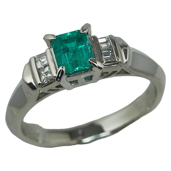 Pt850 プラチナ エメラルド0.48ct ダイヤ0.15ct リング 指輪 レディース 10.5号 【中古】