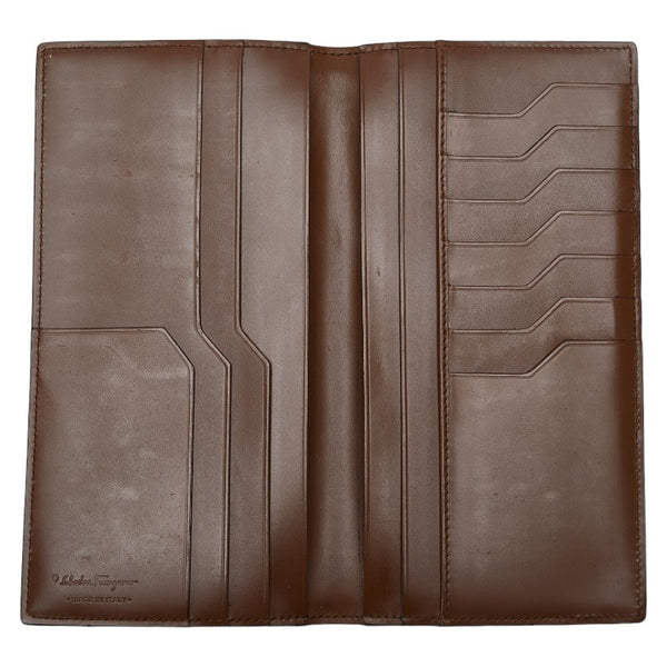 サルヴァトーレフェラガモ 長財布 ロングウォレット 二つ折り財布 ブラウン レザー レディース Salvatore Ferragamo 【中古】