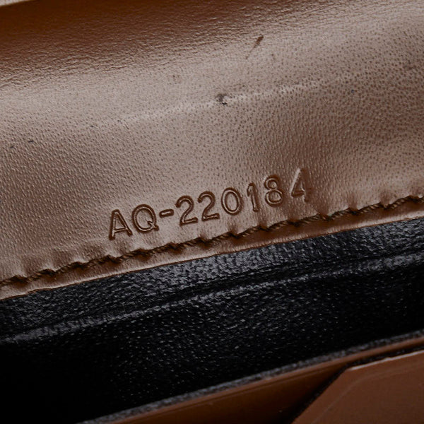 サルヴァトーレフェラガモ 長財布 ロングウォレット 二つ折り財布 ブラウン レザー レディース Salvatore Ferragamo 【中古】