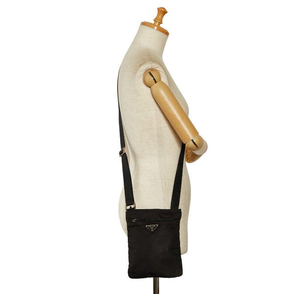 プラダ 斜め掛け ミニショルダーバッグ ポシェット ブラック ナイロン レディース PRADA 【中古】