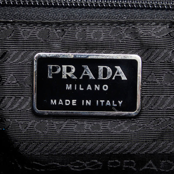 プラダ 三角ロゴプレート リュック バックパック B2811 ブラック ナイロン レザー レディース PRADA 【中古】