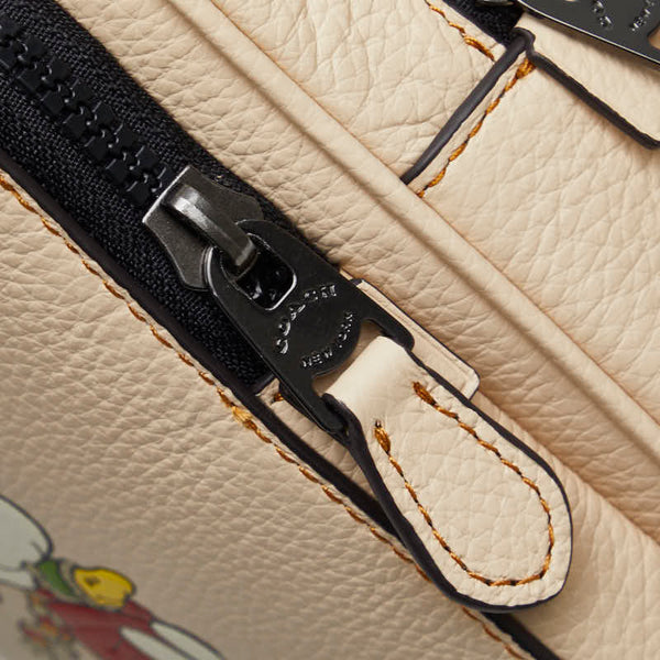 コーチ コラボ スヌーピー ウッドストック トラックパック ショルダーバッグ ボディバッグ CE602 アイボリー ホワイト レザー レディース COACH 【中古】