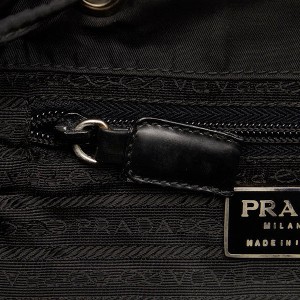 プラダ 三角ロゴプレート リュック バックパック ブラック ナイロン レザー レディース PRADA 【中古】