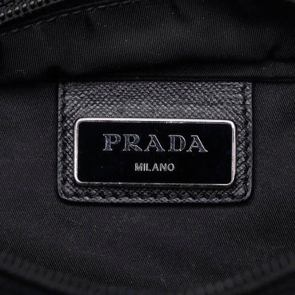プラダ 三角ロゴプレート 斜め掛け ショルダーバッグ ブラック ナイロン レザー レディース PRADA 【中古】