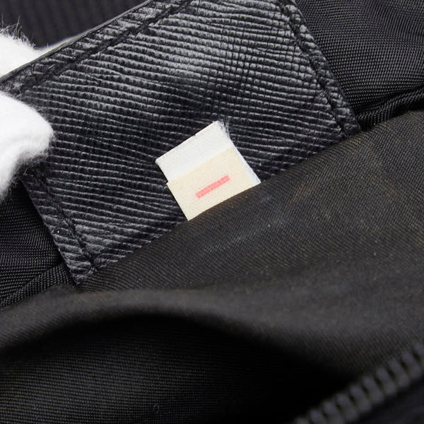 プラダ 斜め掛け ショルダーバッグ ブラック ナイロン レディース PRADA 【中古】