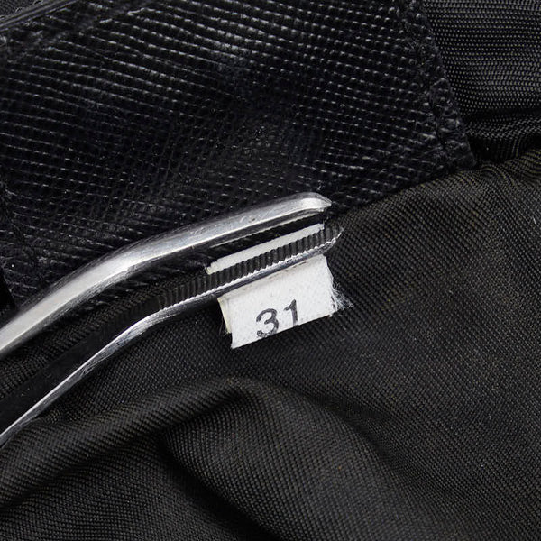 プラダ 斜め掛け ショルダーバッグ ブラック ナイロン レディース PRADA 【中古】