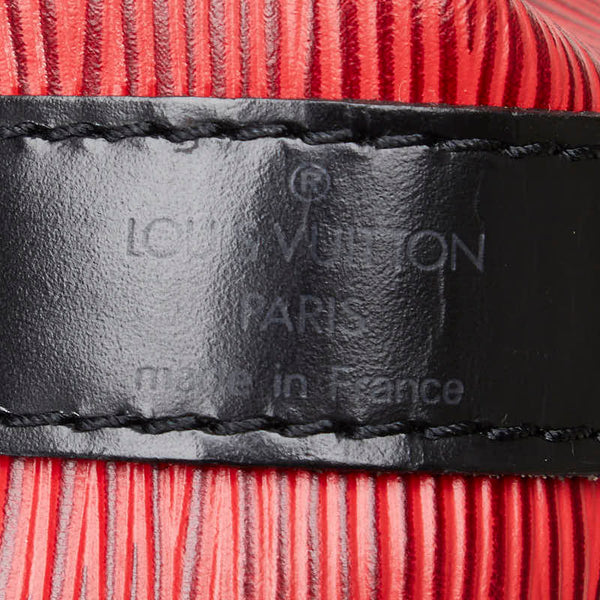 ルイ ヴィトン エピ プチノエ ショルダーバッグ M44172 カスティリアンレッド ノワール レザー レディース LOUIS VUITTON 【中古】