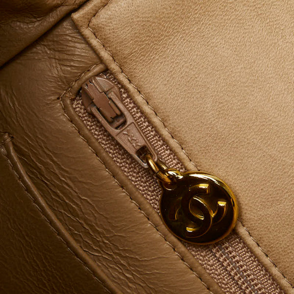 シャネル ココマーク 斜め掛け ショルダーバッグ ベージュ ゴールド ラムスキン レディース CHANEL 【中古】