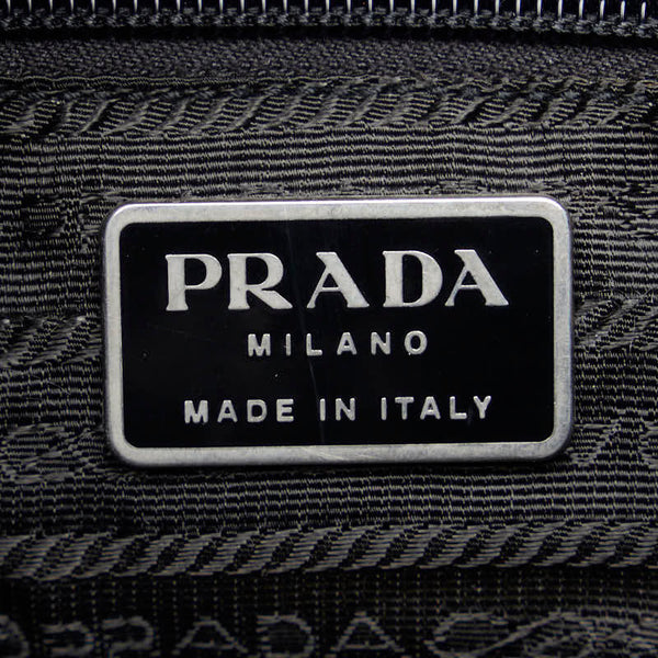 プラダ 三角ロゴプレート 斜め掛けショルダーバッグ ブラック ナイロン レザー レディース PRADA 【中古】