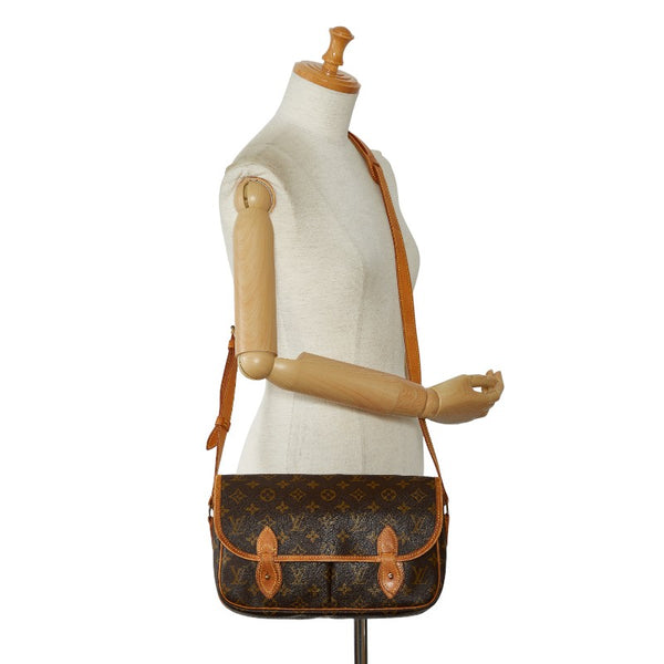 ルイ ヴィトン モノグラム ジベシエールMM 斜め掛け ショルダーバッグ M42247 ブラウン PVC レザー レディース LOUIS VUITTON 【中古】