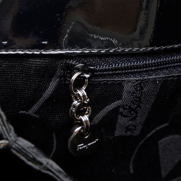 サルヴァトーレフェラガモ ガンチーニ トートバッグ ショルダーバッグ ブラック パテントレザー レディース Salvatore Ferragamo 【中古】