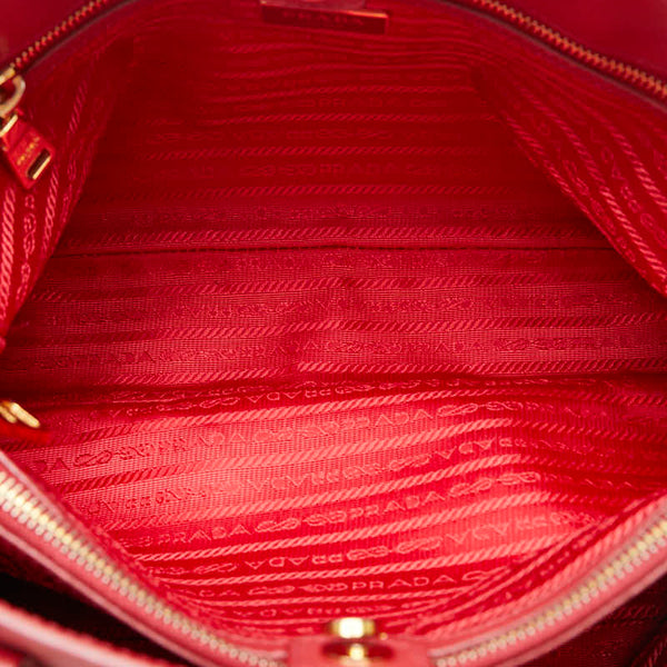 プラダ サフィアーノ 三角ロゴプレート ハンドバッグ ショルダーバッグ 2WAY レッド レザー レディース PRADA 【中古】