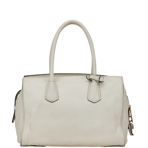 プラダ 三角ロゴプレート トートバッグ ホワイト レザー レディース PRADA 【中古】