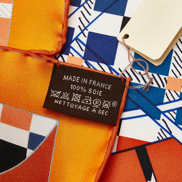 エルメス カレ90 Balade Ecossaise スコットランドのバラード スカーフ オレンジ ネイビー マルチカラー シルク レディース HERMES 【中古】