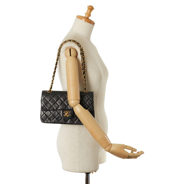 シャネル マトラッセ23 ココマーク ダブルフラップ チェーン ショルダーバッグ ブラック ラムスキン レディース CHANEL 【中古】