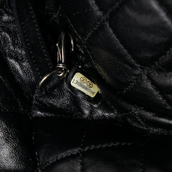 シャネル チェーンショルダーバッグ ハンドバッグ レッド キャビアスキン レディース CHANEL 【中古】