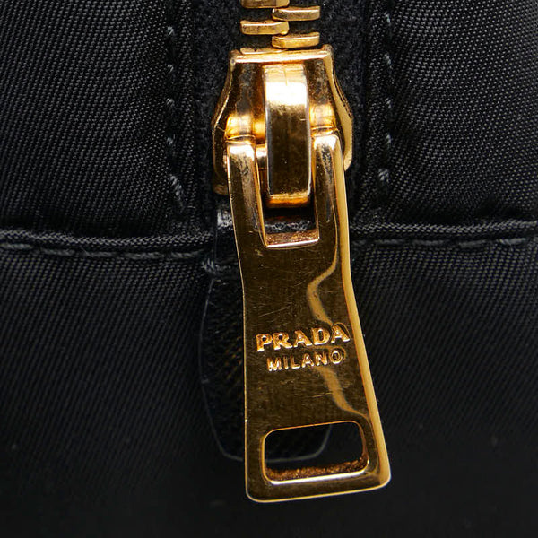 プラダ 三角ロゴプレート ポーチ アクセサリーポーチ ブラック ゴールド ナイロン レザー レディース PRADA 【中古】