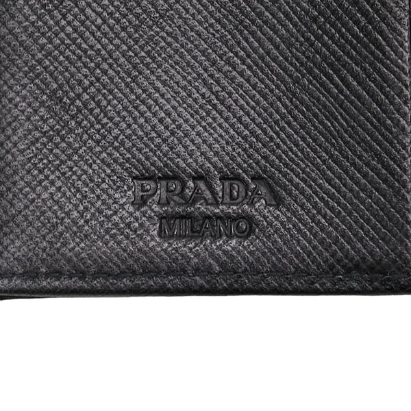 プラダ 三角ロゴプレート 二つ折り財布 ブラック ナイロン レザー レディース PRADA 【中古】
