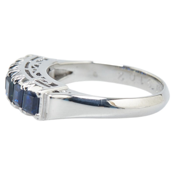 Pt900 プラチナ サファイア1.06ct 一文字 リング 指輪 #46 レディース 6号 【中古】